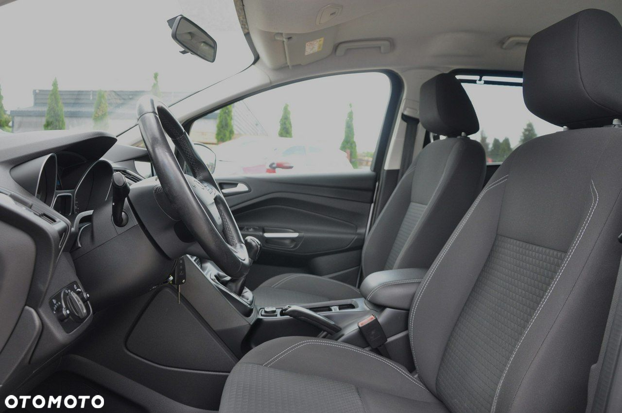 Ford Grand C-MAX - 12