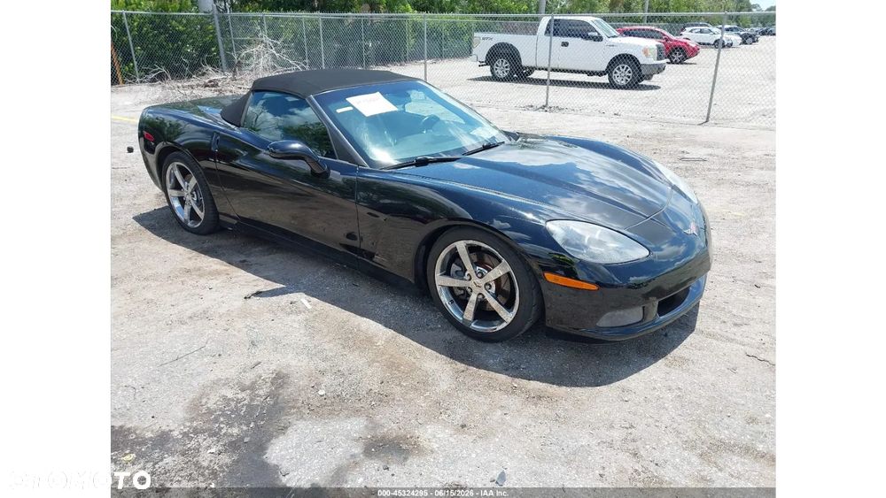 Chevrolet Corvette - 1