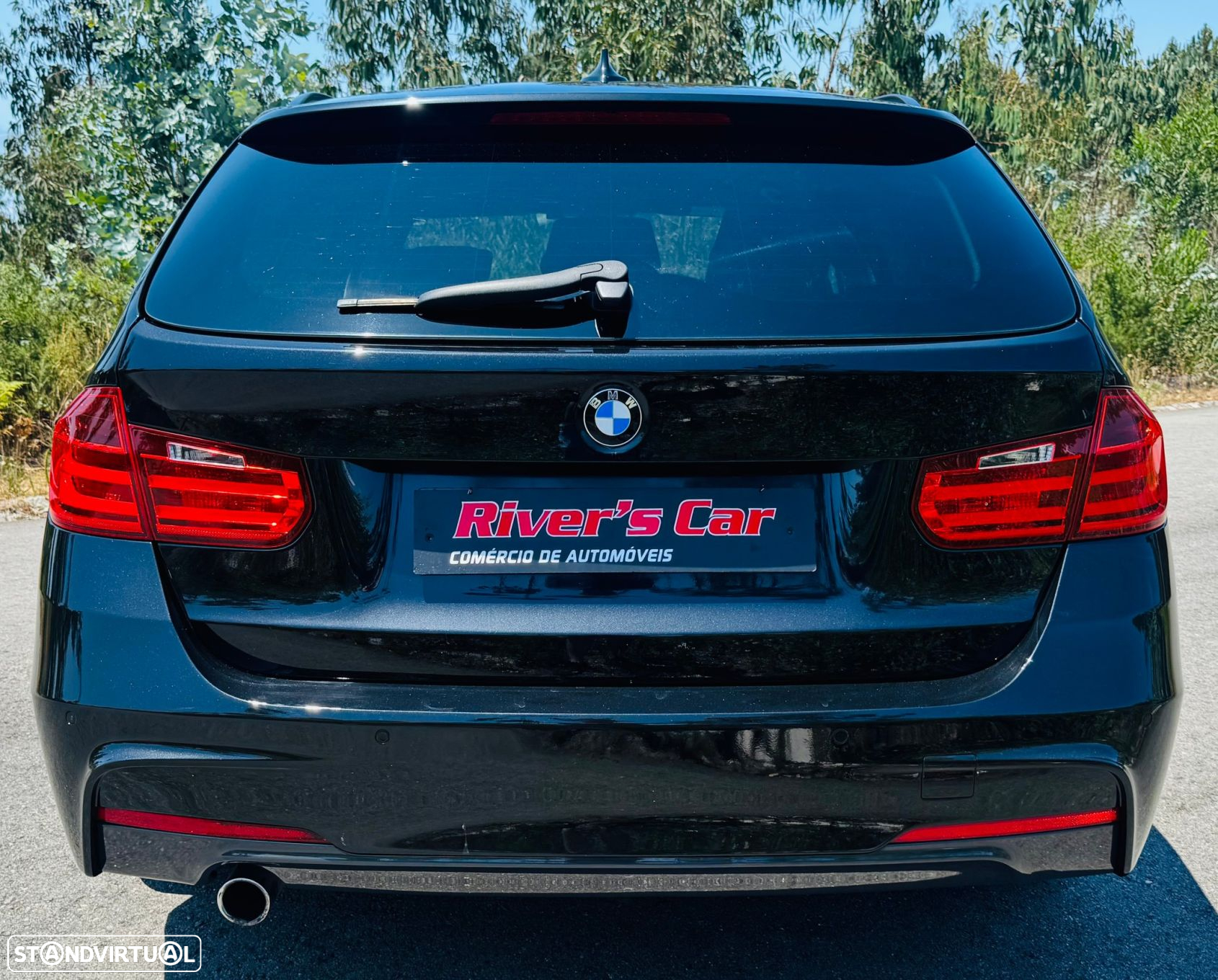 BMW 320 d Touring Pack M - 11