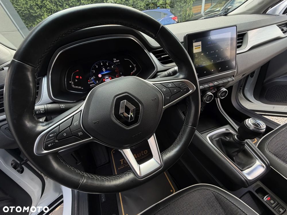 Renault Captur TCe 100 BUSINESS EDITION - 30
