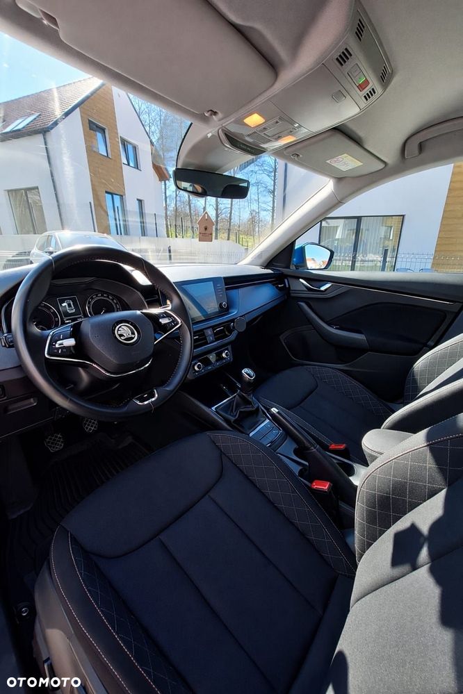 Skoda Kamiq 1.0 TSI Ambition - 4