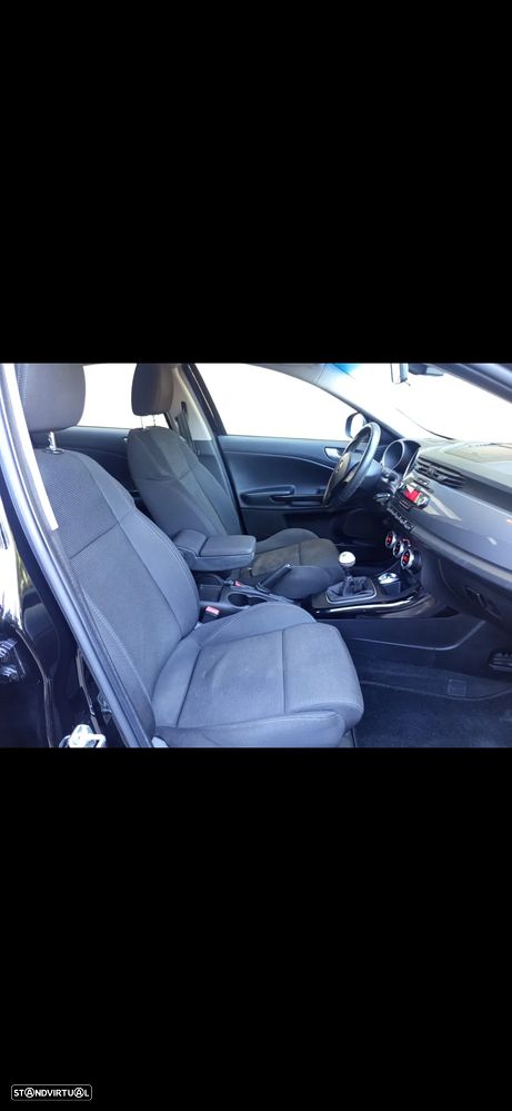 Alfa Romeo Giulietta 1.6 JTDM Distinctive 57X - 28