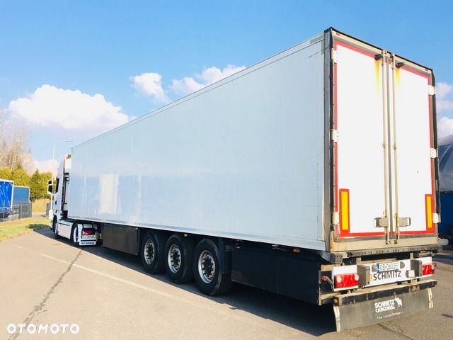 Schmitz Cargobull / Paleciara / - 2
