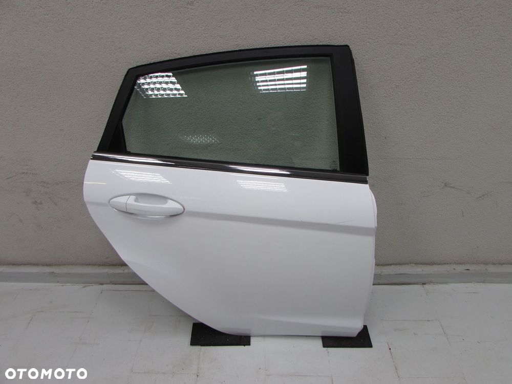 FORD FIESTA MK7 VII LIFT 12-17 DRZWI TYL PRAWE KPL FROZEN WHITE H7 DO ZALOZENIA - 3