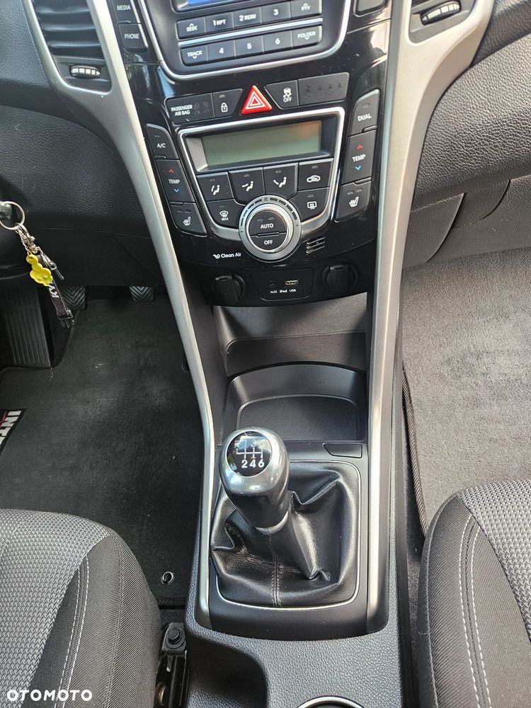 Hyundai i30 - 15