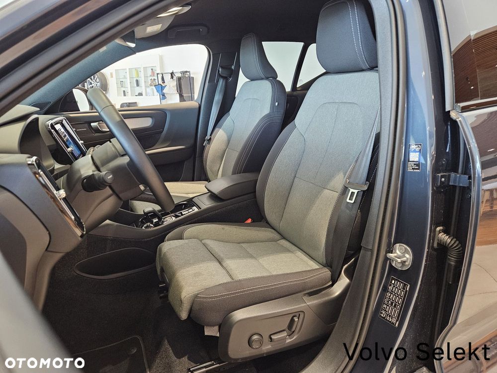 Volvo XC 40 - 18