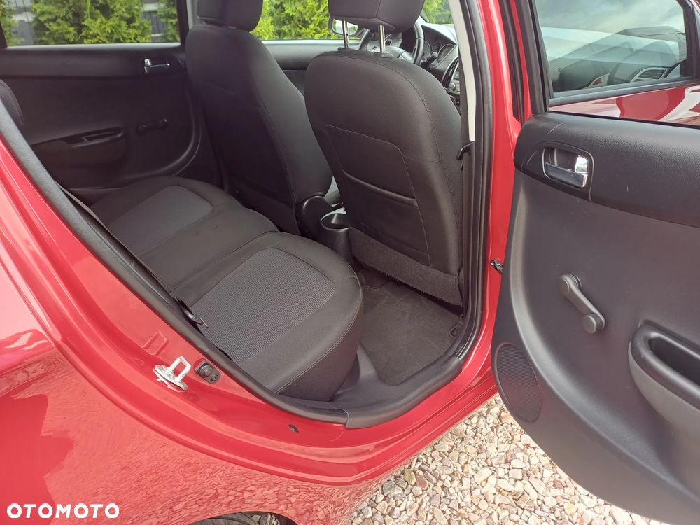 Hyundai i20 1.2 Intro Edition - 9
