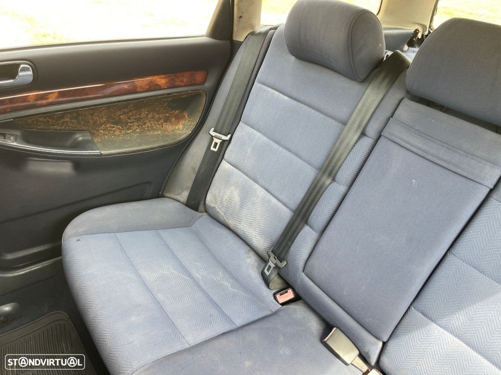 Audi A4 Avant 1.9 TDI Attraction - 24