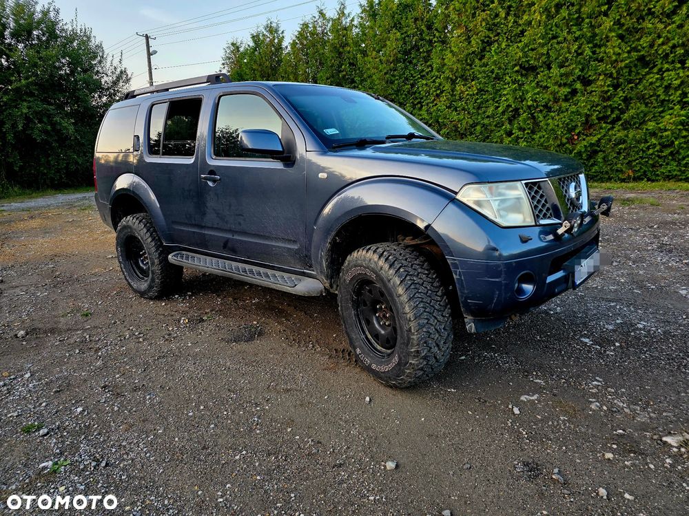 Nissan Pathfinder 2.5 DCi Sport / SE - 10