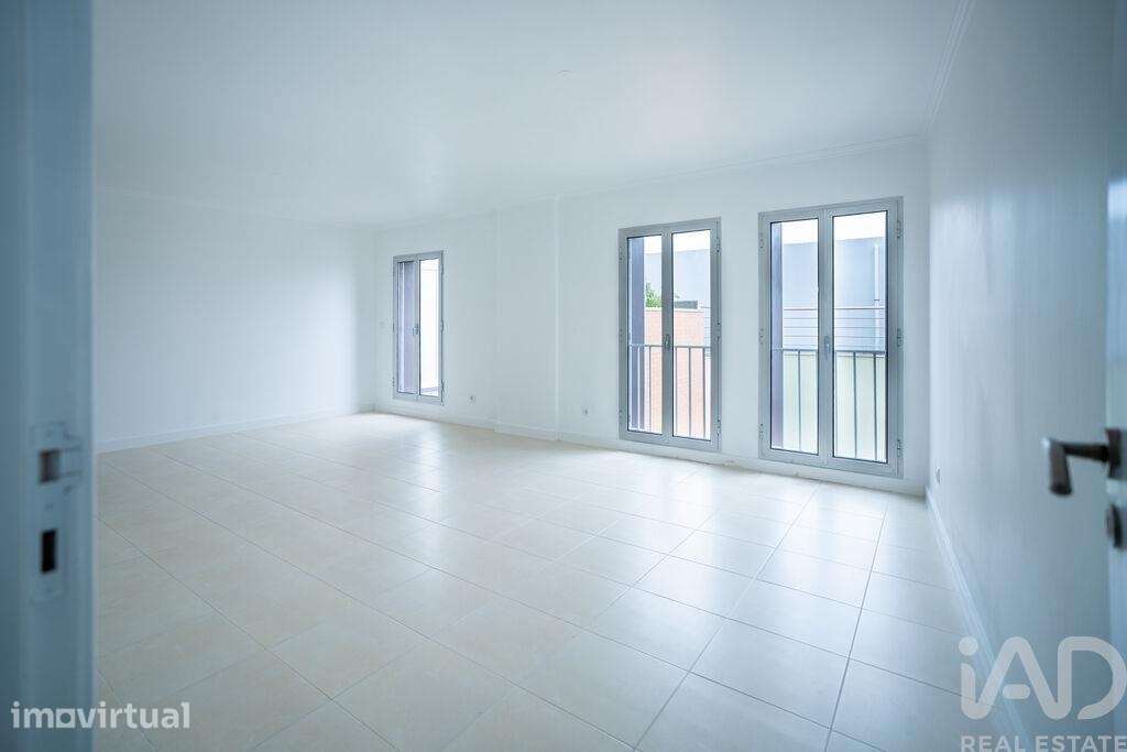 Apartamento T2 em Marvila de 84 m2 - Grande imagem: 3/31