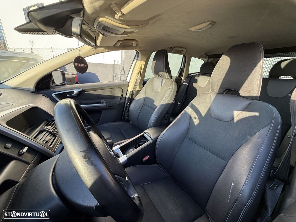 Volvo XC 60 2.4 D Drive Momentum - 2