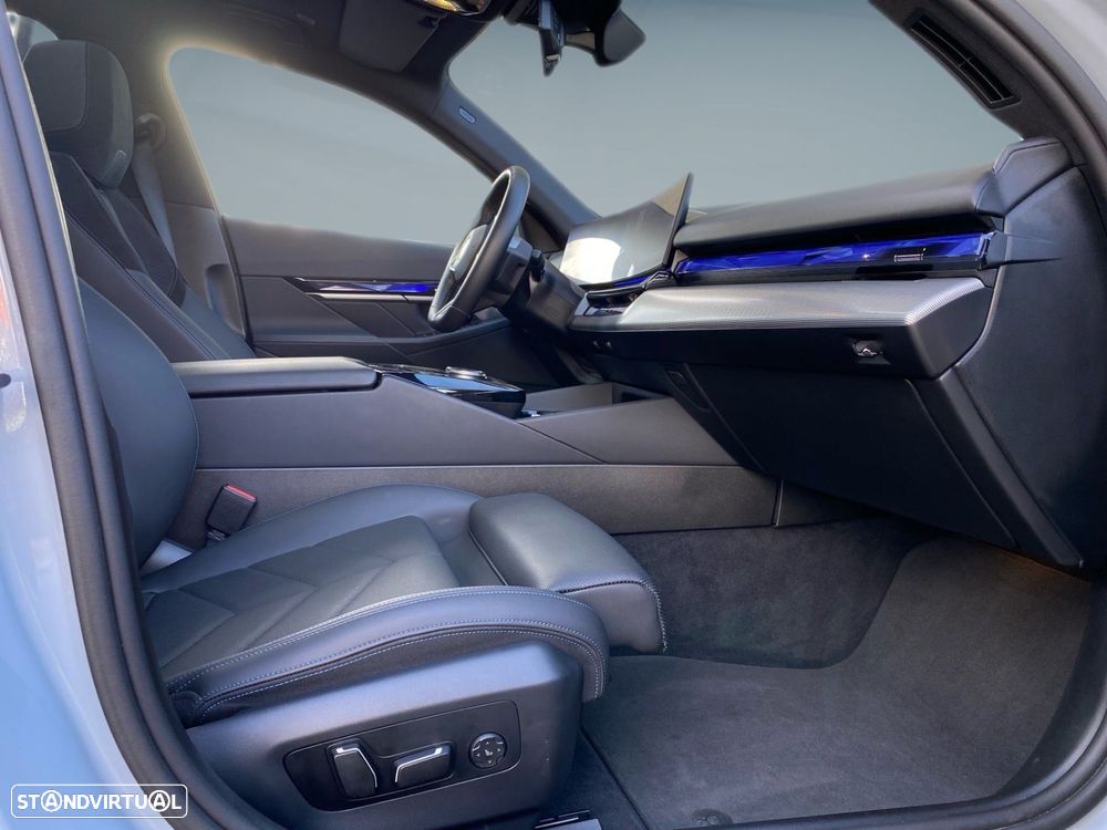 BMW i5 eDrive40 Pack Desportivo M - 18