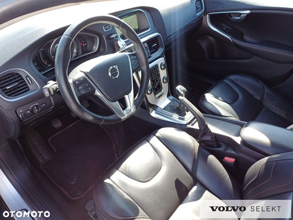 Volvo V40 - 11