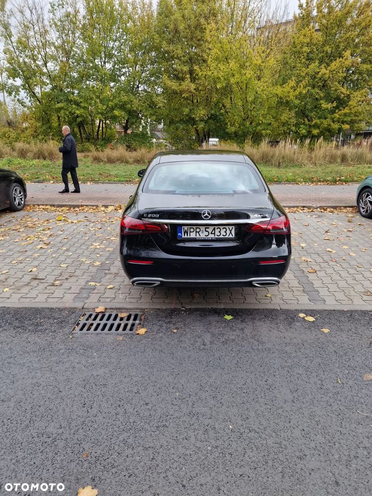 Mercedes-Benz Klasa E 200 4-Matic AMG/Avantgarde - 2