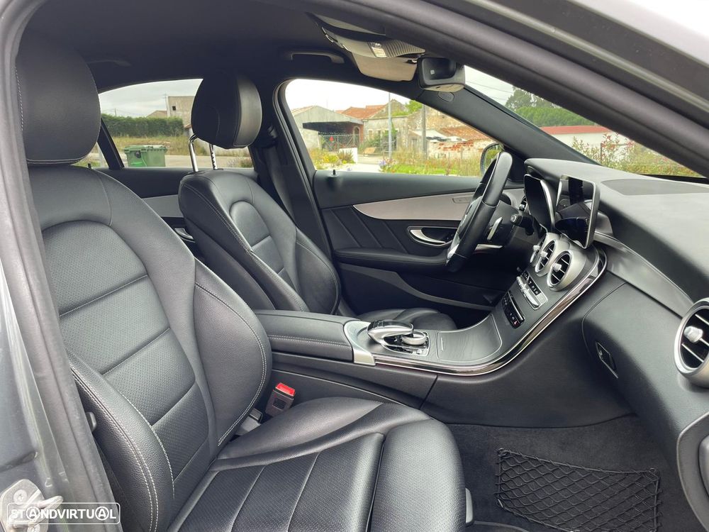 Mercedes-Benz C 300 e T 9G-TRONIC AMG Line - 13