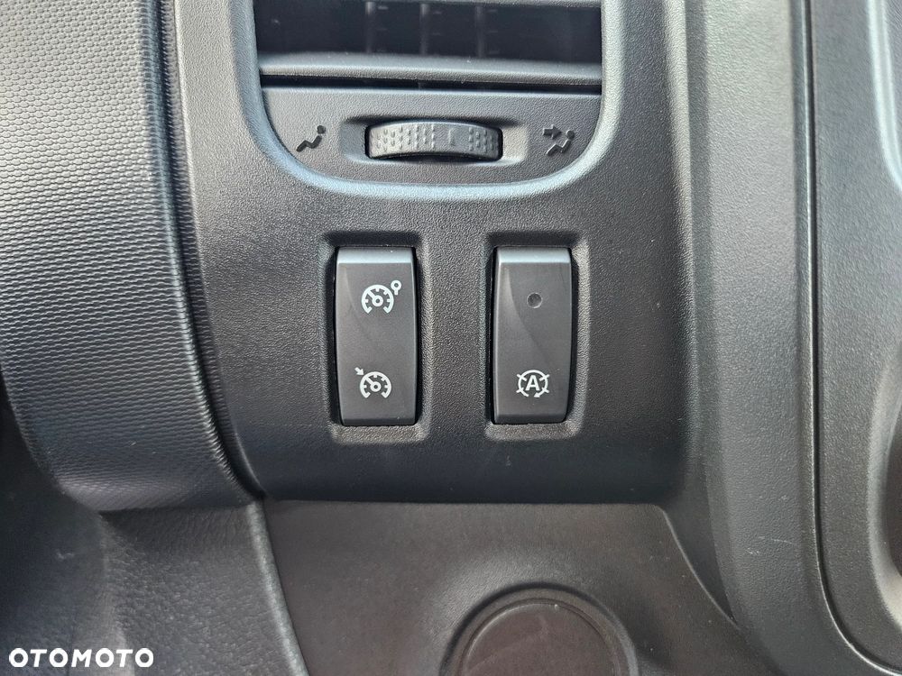 Renault TRAFIC L2H1 Chłodnia / Mroźnia do -20*C 230V 38tyś km SalonPL FV23% - 35