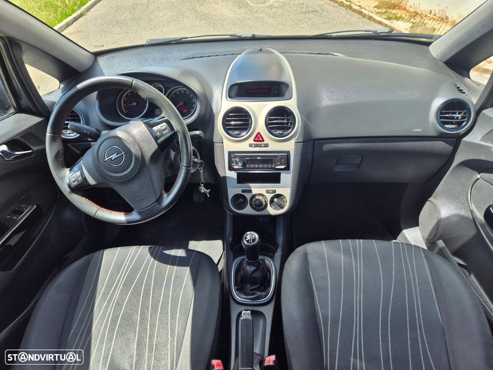 Opel Corsa 1.2 Enjoy - 11