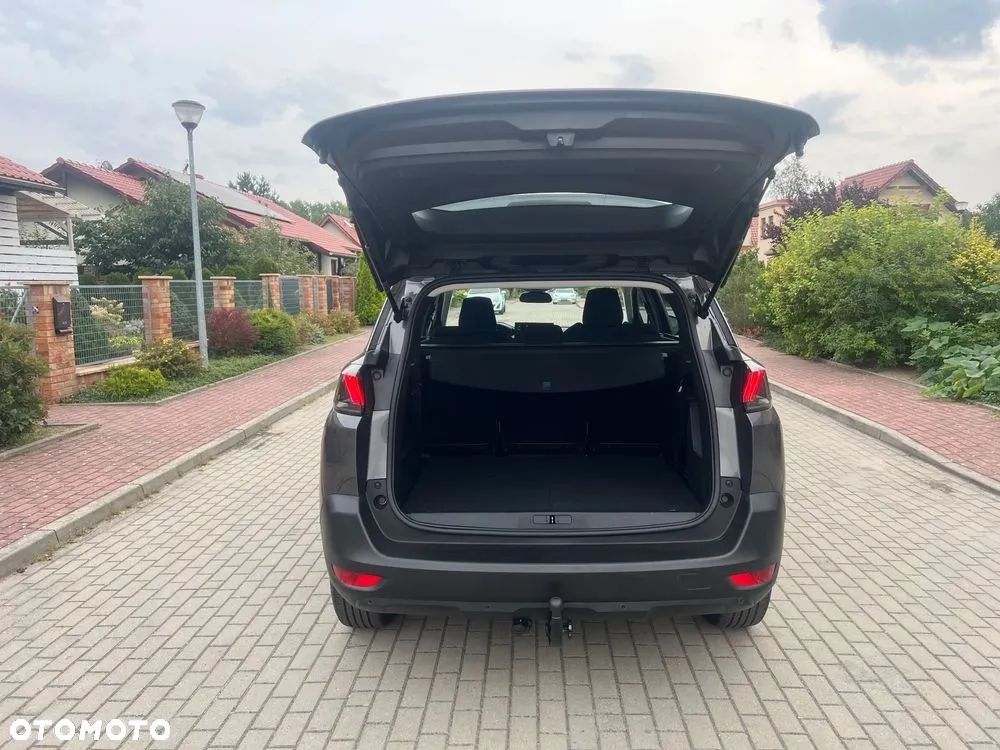 Peugeot 5008 1.5 BlueHDI Allure S&S - 13