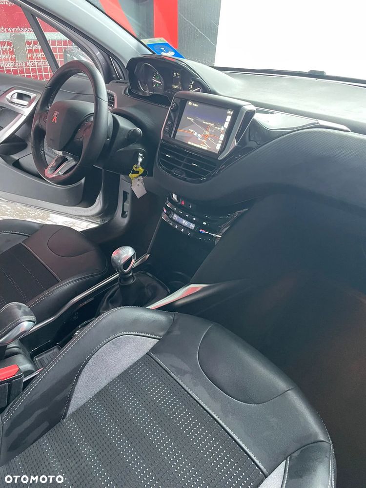 Peugeot 2008 BlueHDi FAP 120 STOP & START Allure - 8