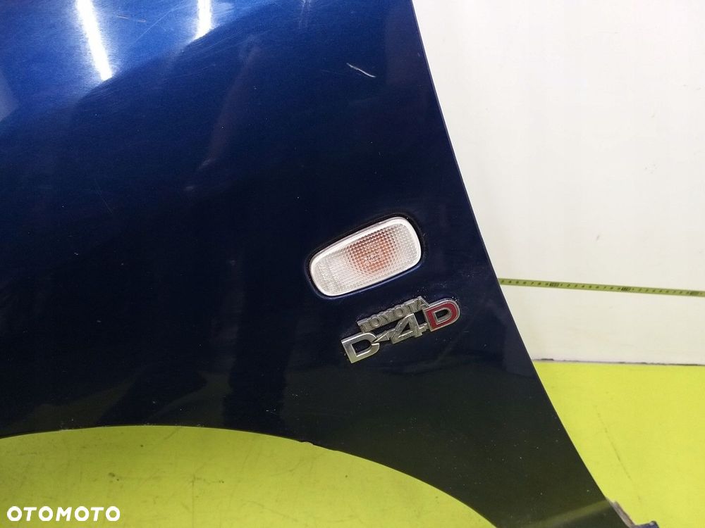 Błotnik przedni lewy Toyota Corolla Verso I 2001-2004 8P4 - 6
