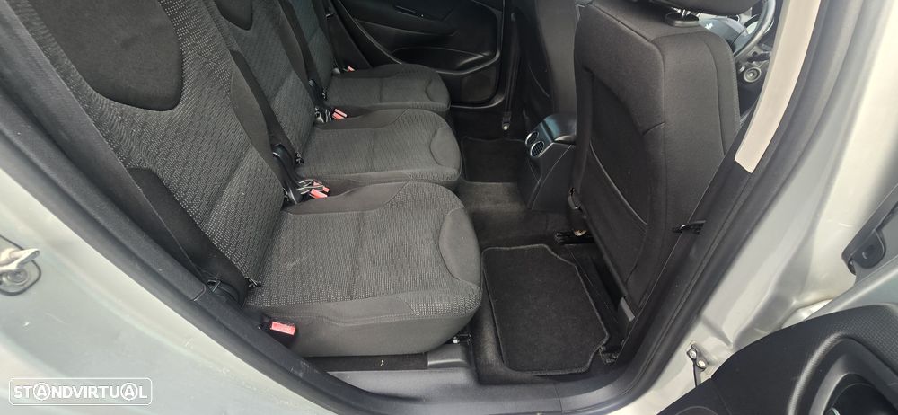 Peugeot 308 SW 1.6 HDi Premium - 13