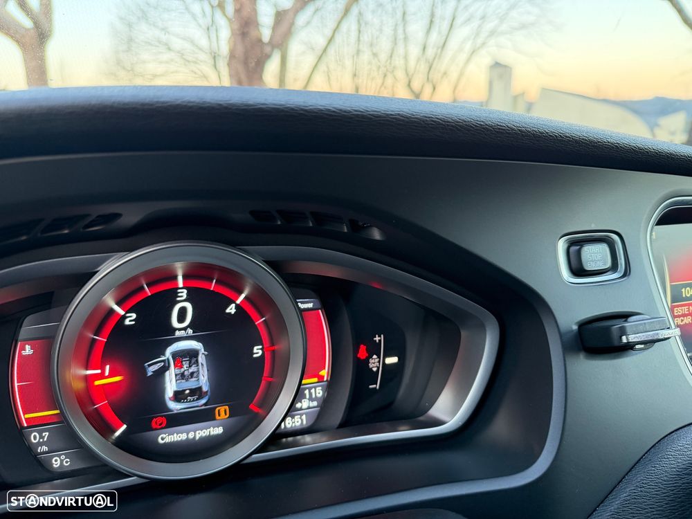 Volvo V40 D4 RDesign - 21