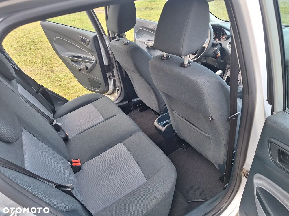 Ford Fiesta 1.25 Celebration - 22