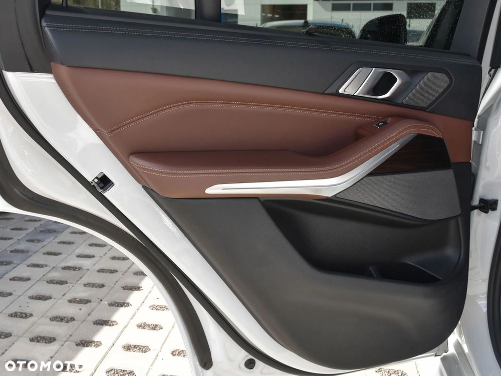 BMW X5 M M50d - 21