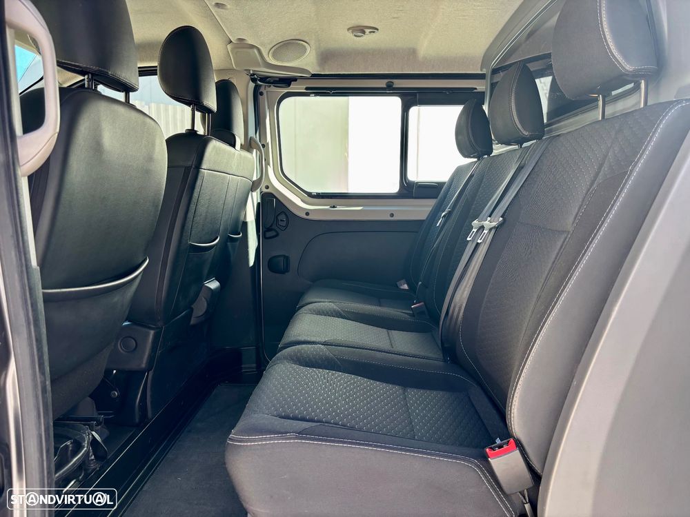 Opel Vivaro 1.6 Biturbo cabine dupla versão longa - 29