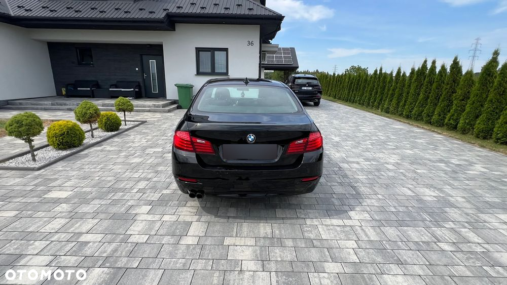 BMW Seria 5 518d - 4
