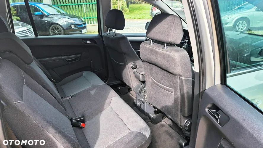 Opel Zafira 1.8 Cosmo EasyTronic EU5 - 35
