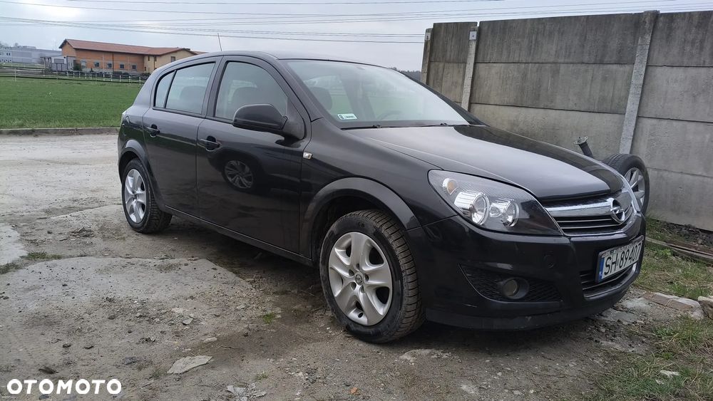 Opel Astra 1.7 CDTI Essentia - 8