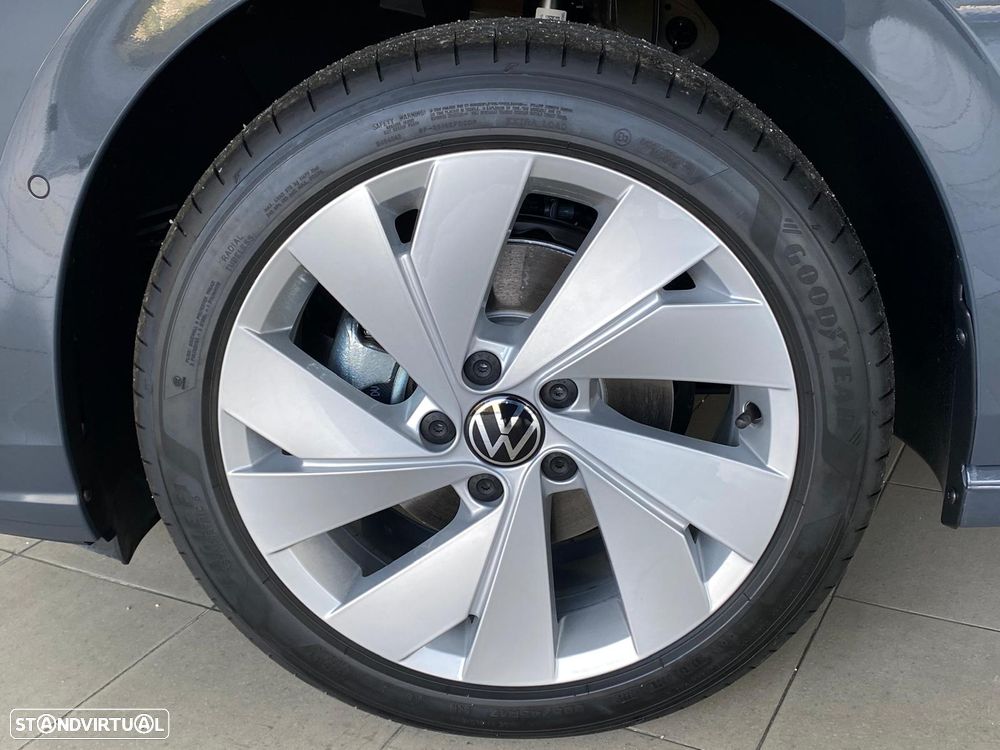 VW Golf 1.5 eTSI Urban DSG - 33