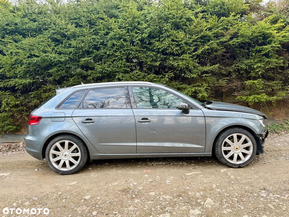 Audi A3 Sportback 2.0 TDI (clean diesel) Ambiente - 4