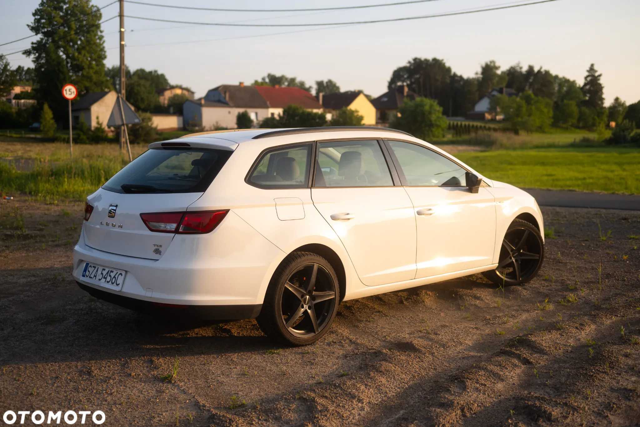 Seat Leon 1.6 TDI Entry - 16