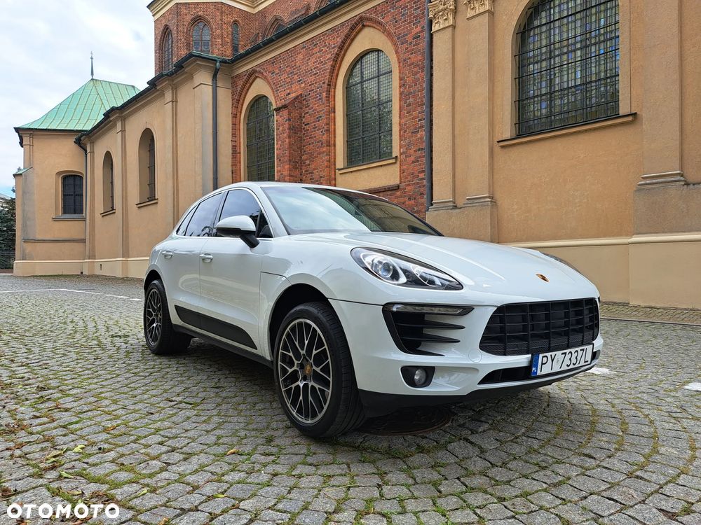 Porsche Macan - 32
