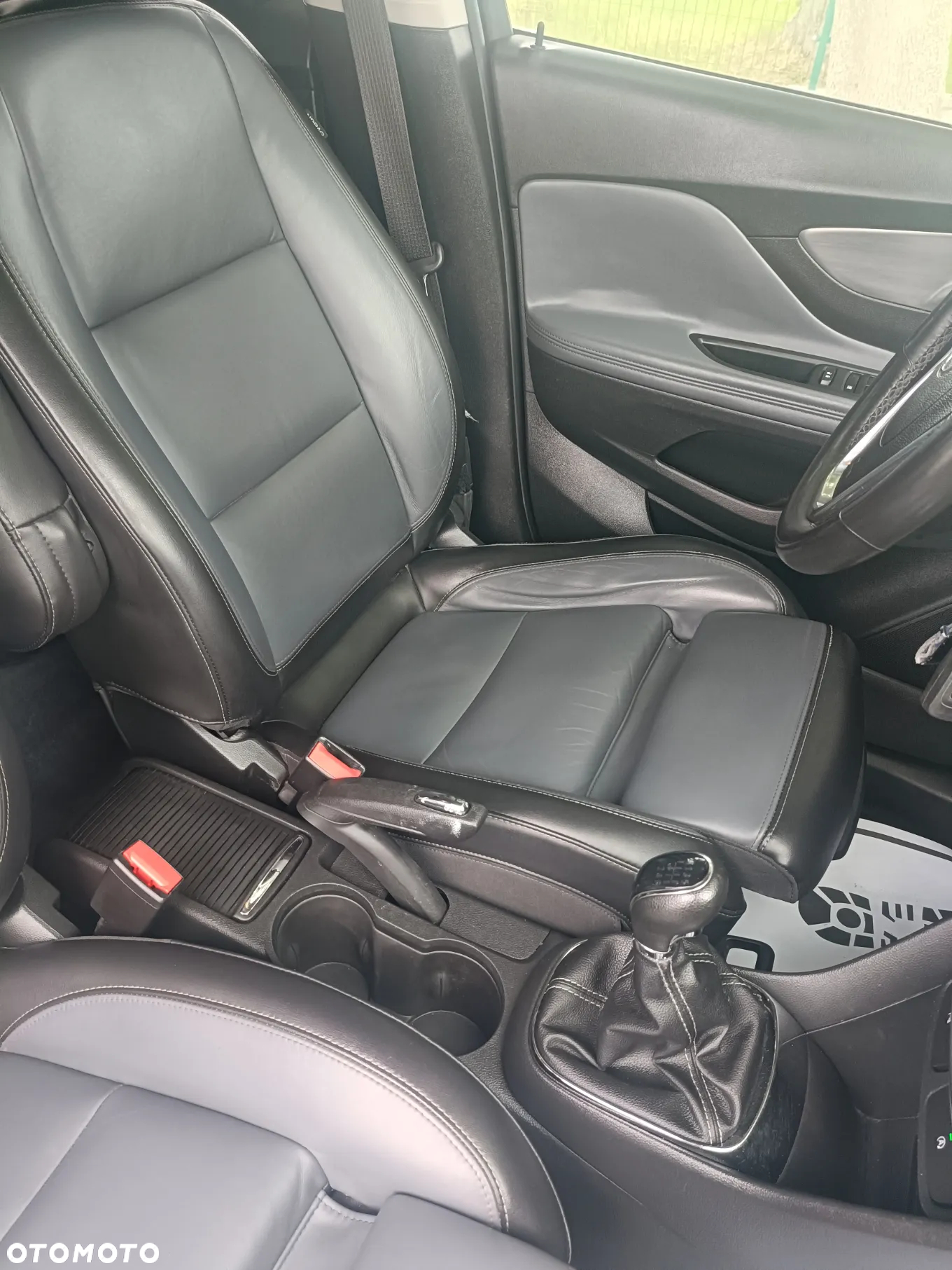 Opel Mokka 1.4 T Cosmo S&S - 32