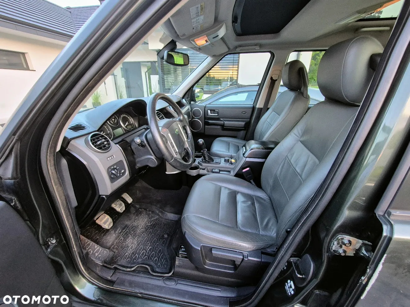 Land Rover Discovery III 2.7D V6 HSE - 9