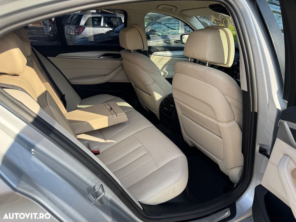 BMW Seria 5 530e xDrive Aut. - 15