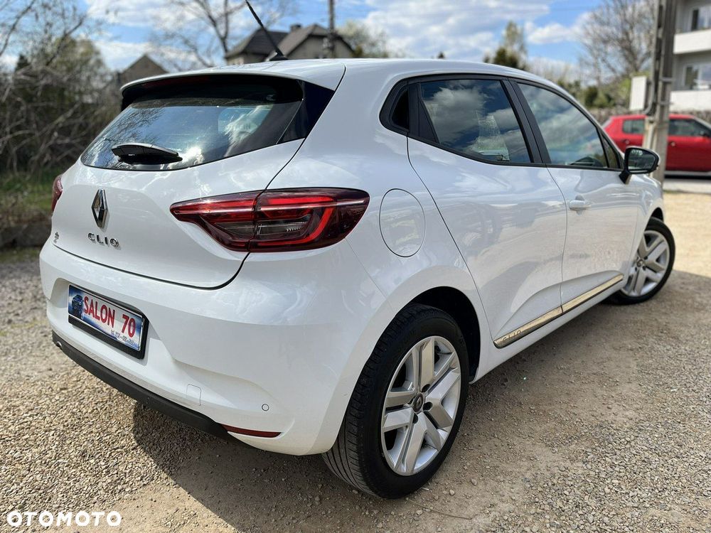 Renault Clio - 10
