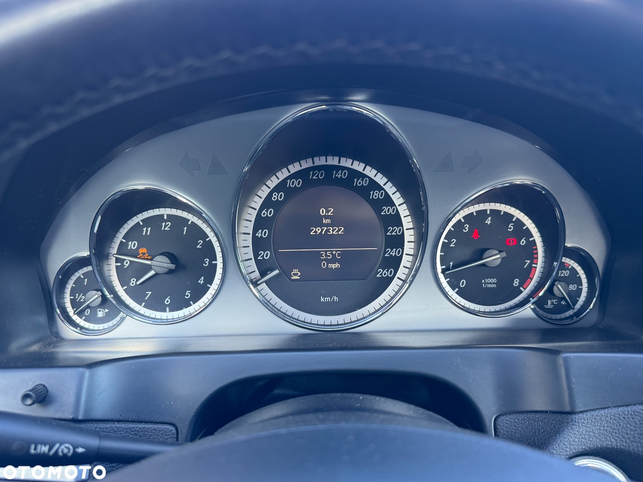Mercedes-Benz Klasa E 200 CGI BlueEffICIENCY - 17