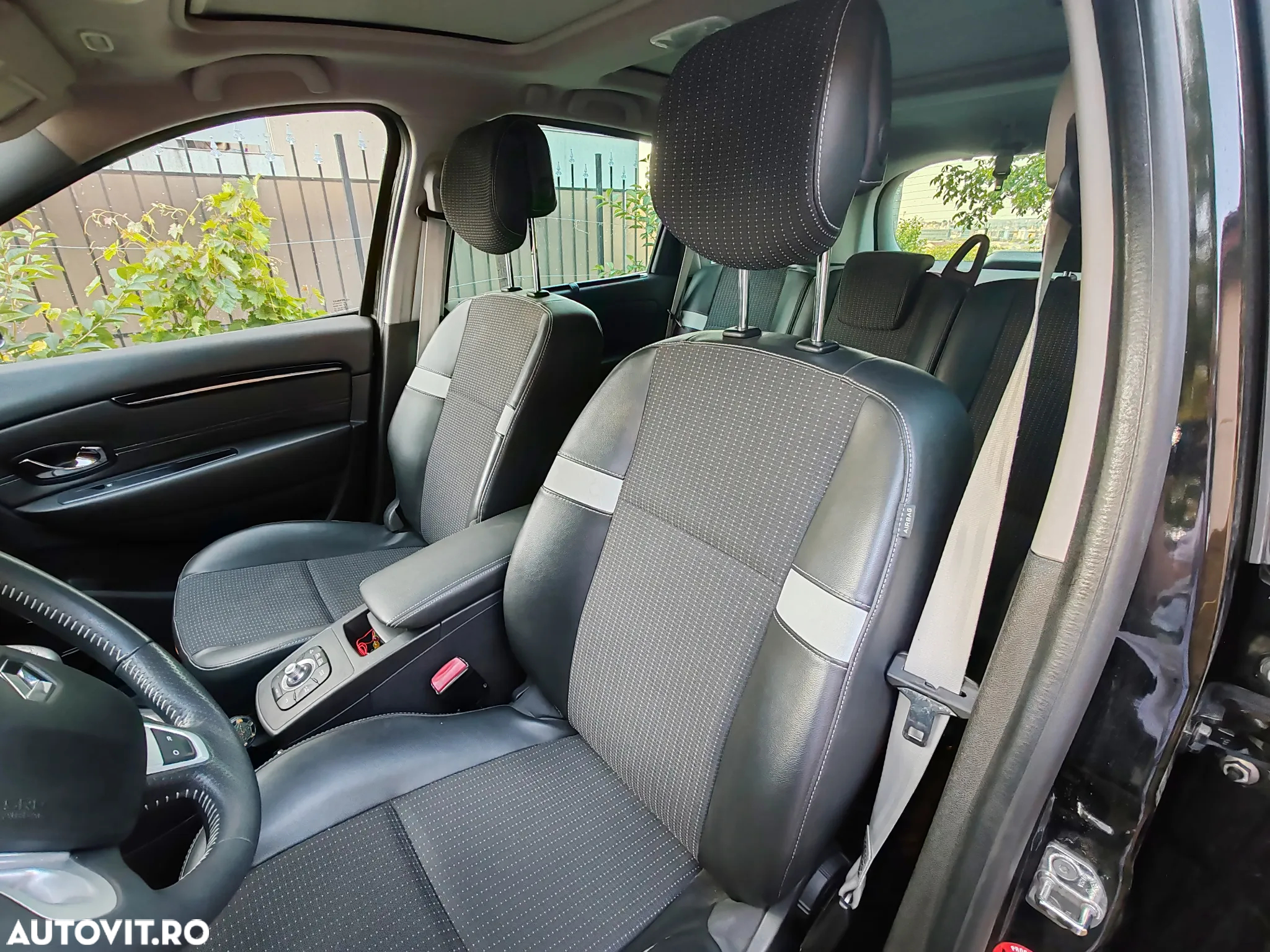 Renault Grand Scenic ENERGY dCi 110 EDC BOSE EDITION - 30