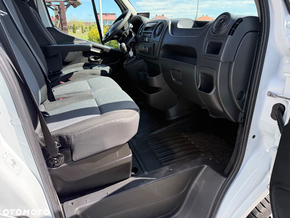 Renault MASTER 135 / KONTENER / NISKOPODŁOGOWY / KLIMA / WAGA / Z FRANCJI / STAN BDB / / / - 16