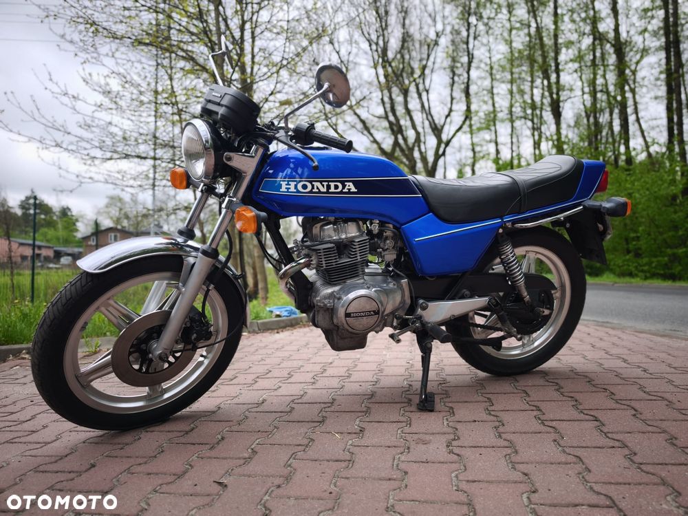 Honda CB - 3