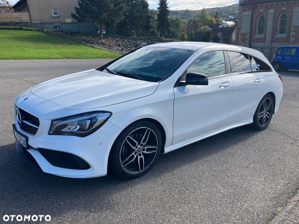 Mercedes-Benz CLA 220 4-Matic - 1
