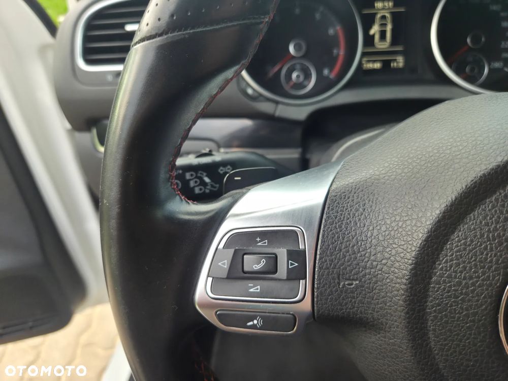 Volkswagen Golf 2.0 GTI DSG - 36