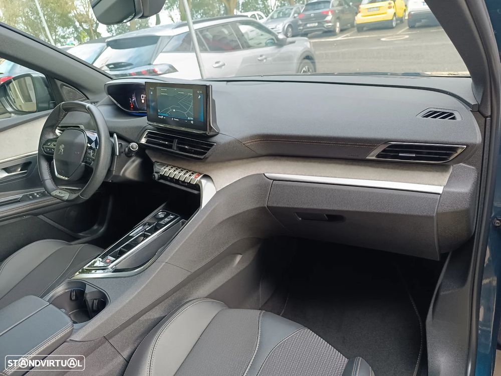 Peugeot 3008 1.2 PureTech GT EAT8 - 22