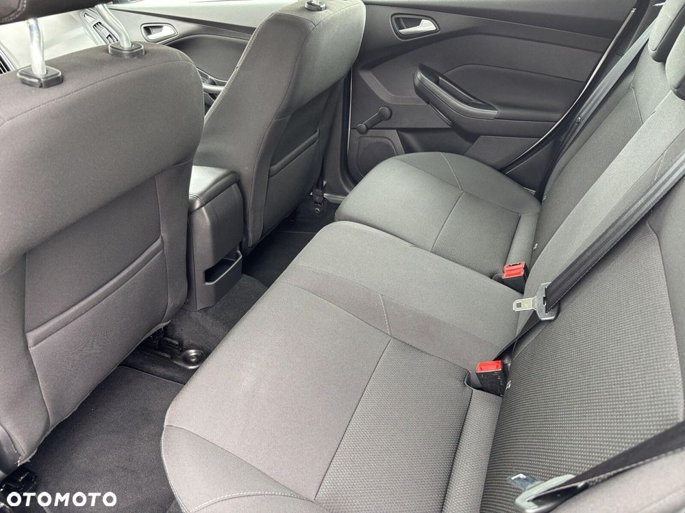 Ford Focus - 14