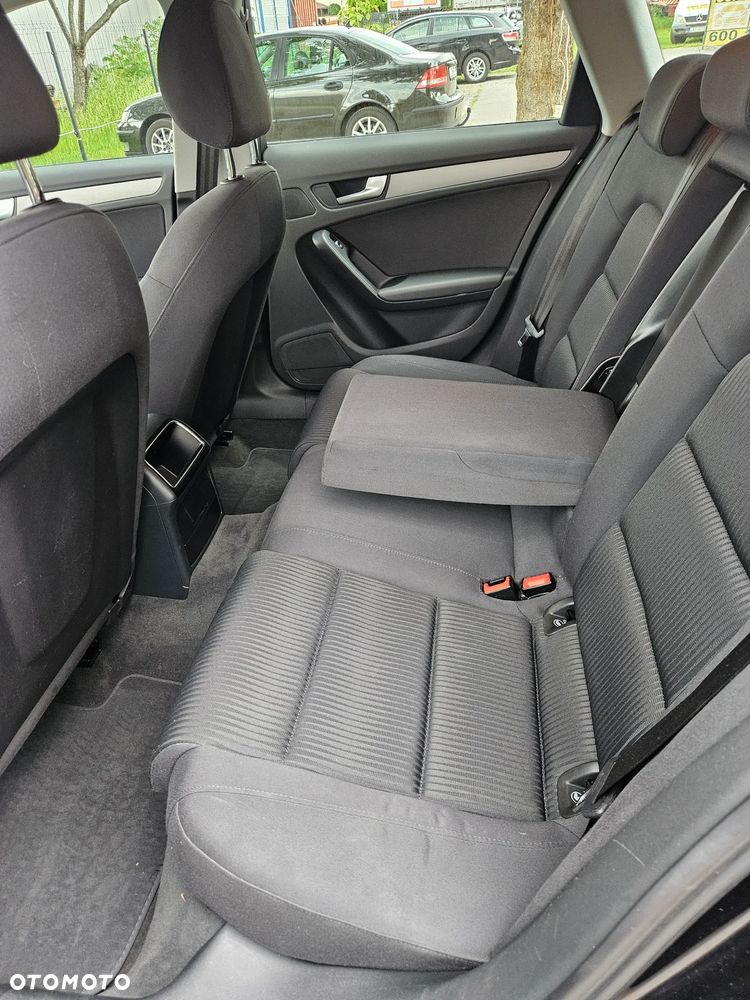 Audi A4 Avant 2.0 TDI - 17