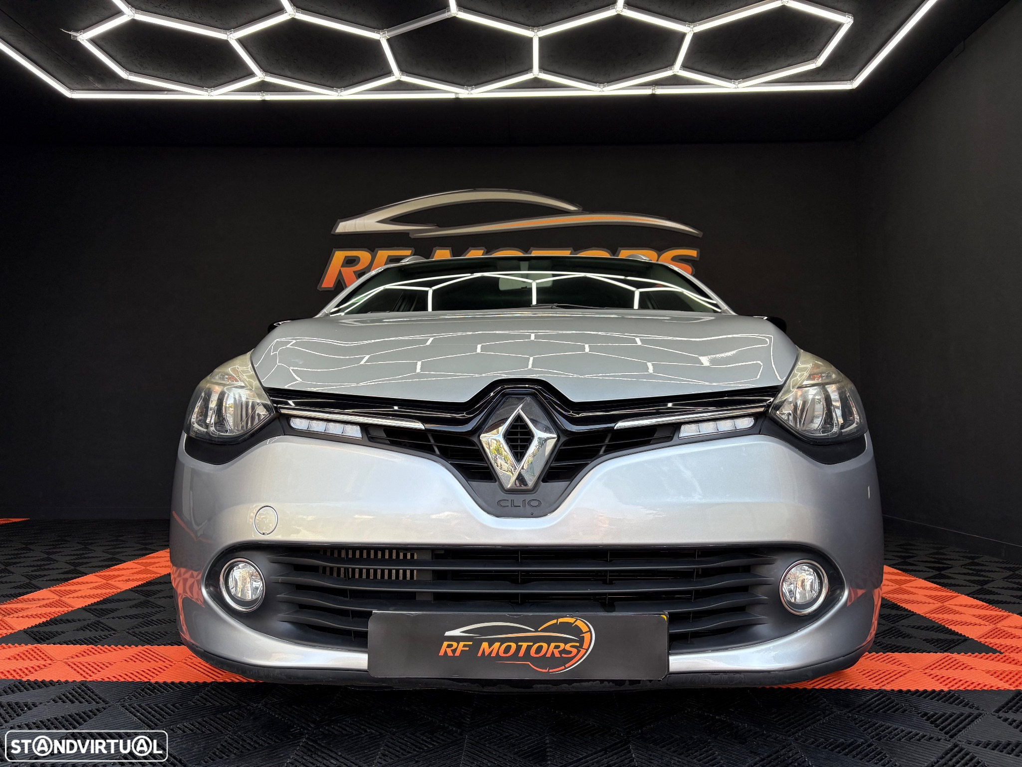 Renault Clio Sport Tourer 0.9 TCE Limited - 18